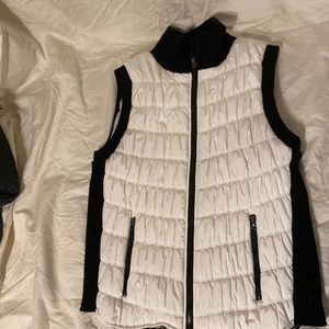 White XL Calvin Klein puffer vest